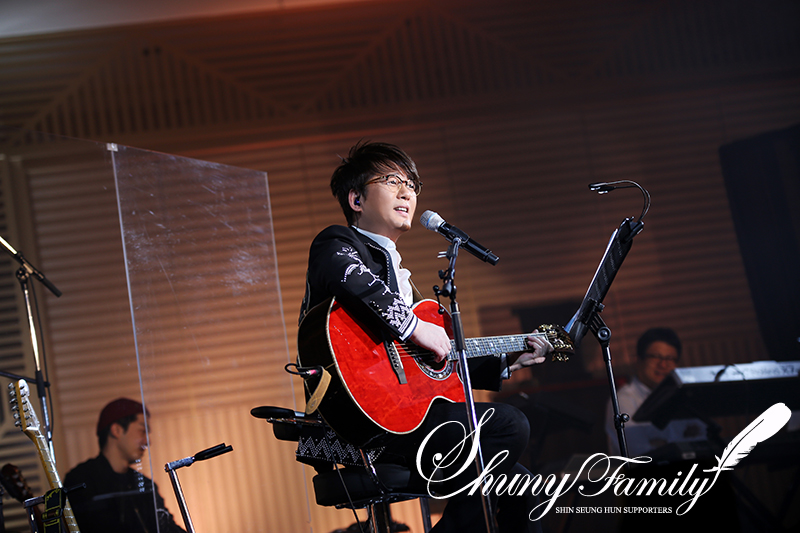 SHIN SEUNG HUN Dinner Show